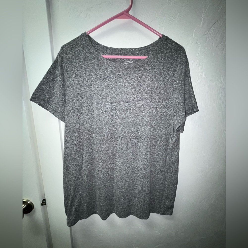Short sleeve shirt